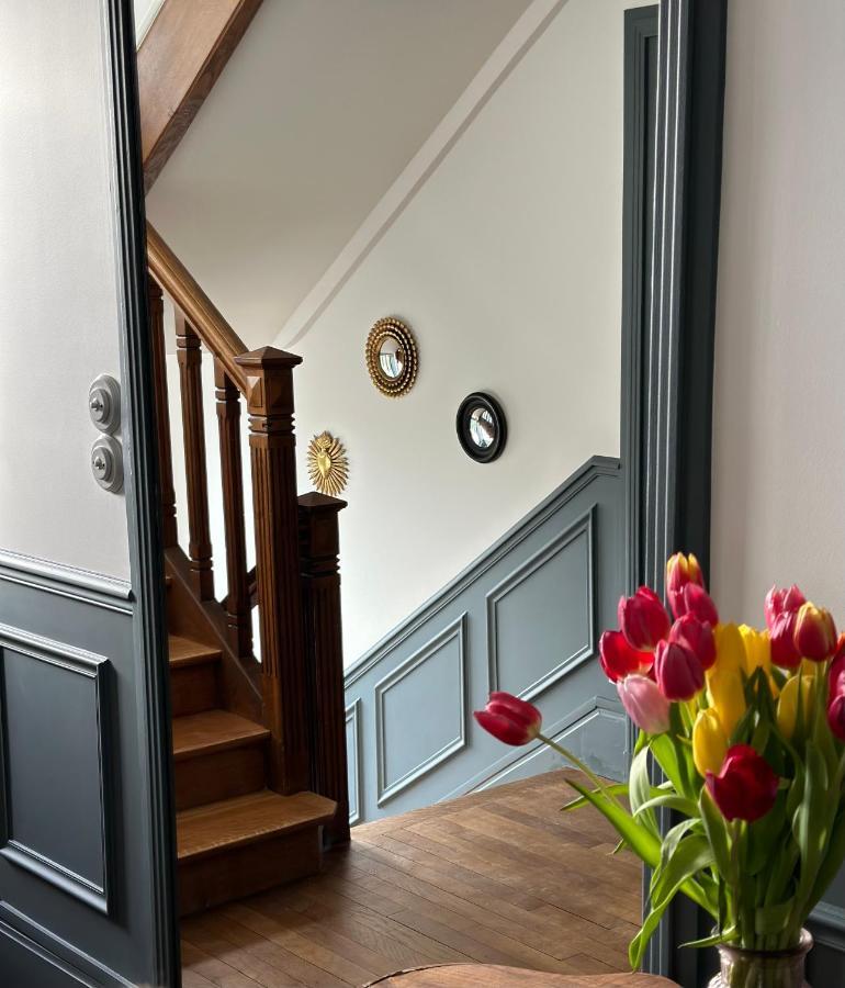 La Grande Maison Lgm Lesches Eksteriør bilde